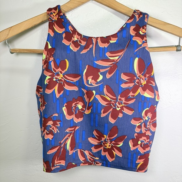 Athleta Tops - Athleta Floral Conscious Crop Tank Top Racerback Athletic Workout M Athleisure